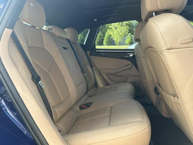 Photo of 2025 Gentian Blue Metallic Porsche Macan