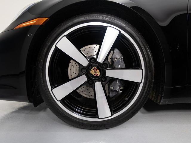 Photo of 2025 Black Porsche 911