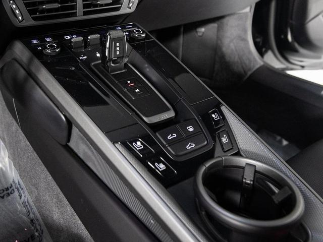 Photo of 2025 Black Porsche 911