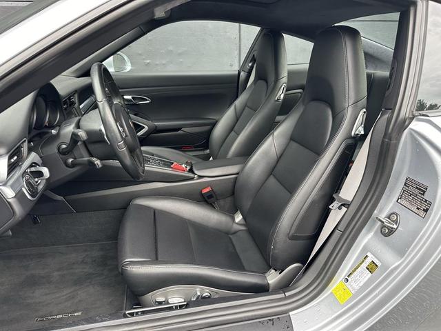 Photo of 2014 Rhodium Silver Metallic Porsche 911