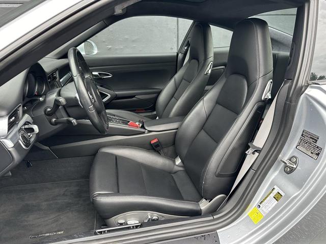 Photo of 2014 Rhodium Silver Metallic Porsche 911