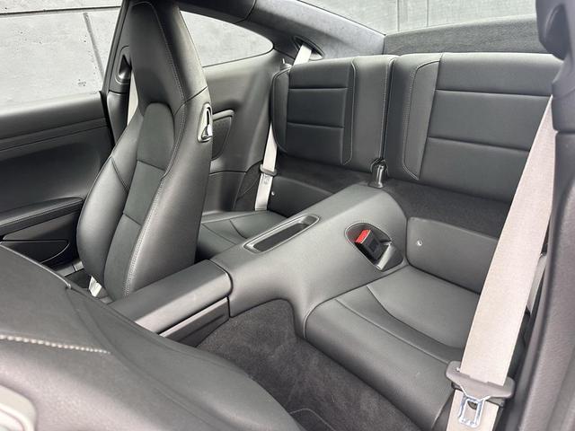 Photo of 2014 Rhodium Silver Metallic Porsche 911