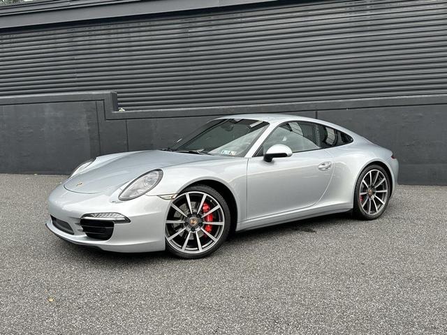 Photo of 2014 Rhodium Silver Metallic Porsche 911