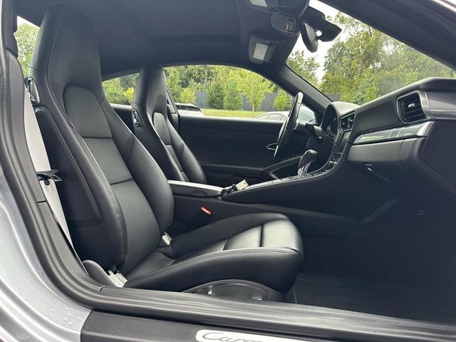 Photo of 2014 Rhodium Silver Metallic Porsche 911