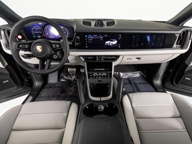 Photo of 2025 Chromite Black Metallic Porsche Cayenne