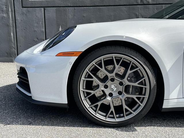 Photo of 2025 Ice Grey Metallic Porsche 911