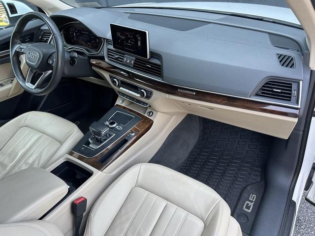 Photo of 2018 Ibis White Audi Q5