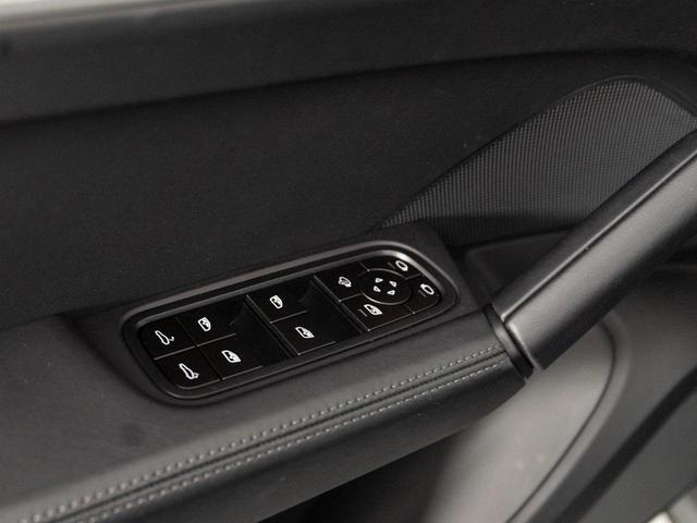 Photo of 2024 Montego Blue Metallic Porsche Cayenne