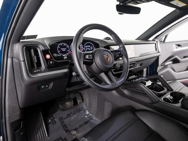Photo of 2024 Montego Blue Metallic Porsche Cayenne