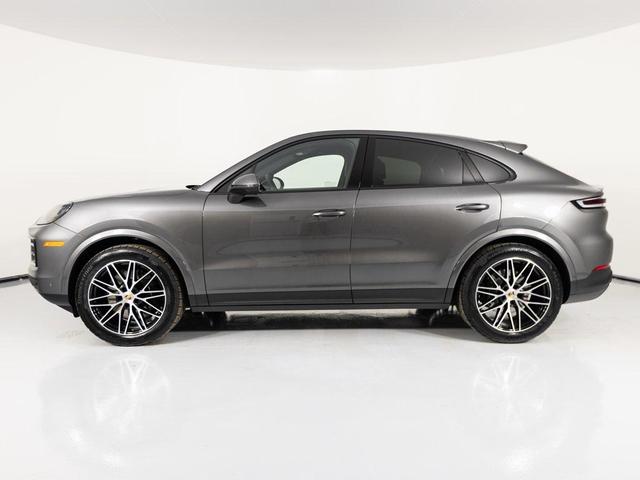 Photo of 2025 Quartzite Grey Metallic Porsche Cayenne