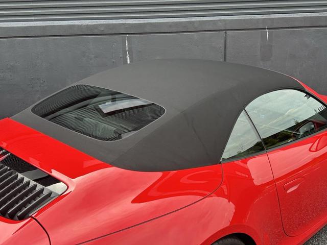 Photo of 2020 Guards Red Porsche 911