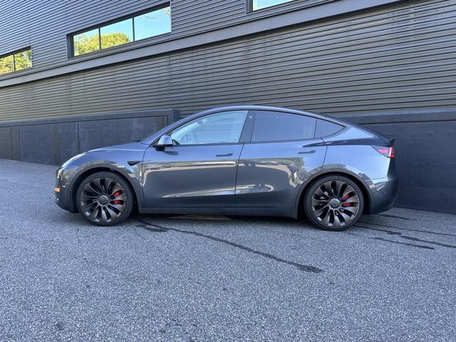 Photo of 2023 Midnight Silver Metallic Tesla Model Y