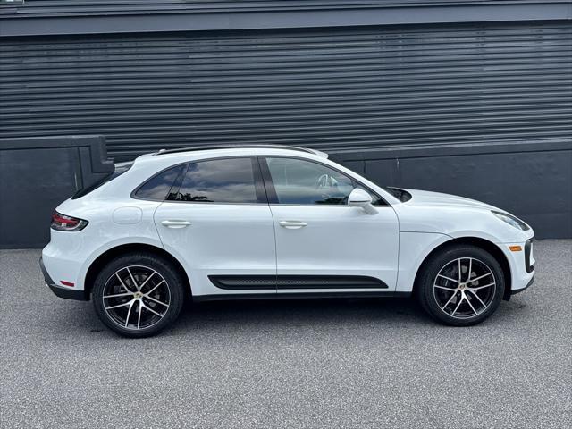Photo of 2025 White Porsche Macan