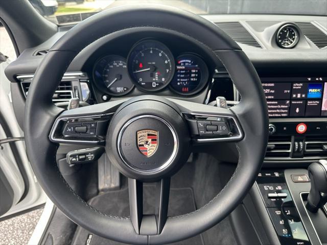Photo of 2025 White Porsche Macan
