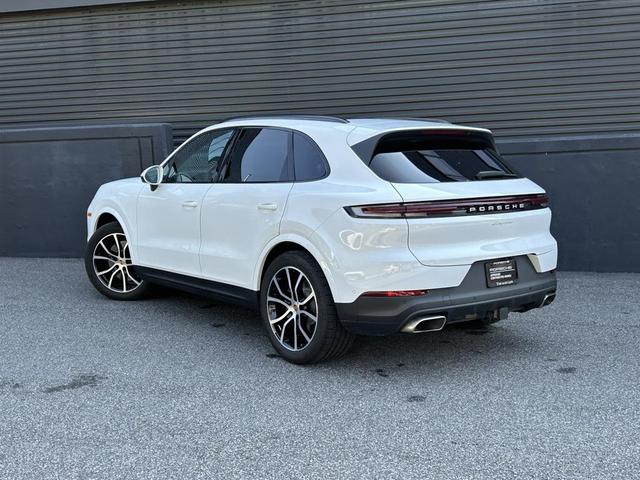 Photo of 2025 White Porsche Cayenne