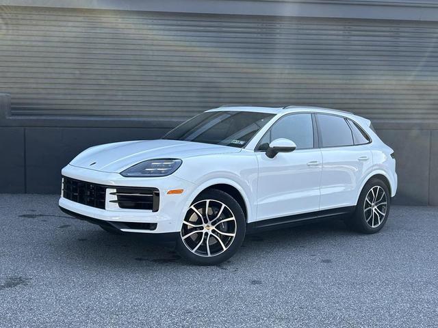 Photo of 2025 White Porsche Cayenne