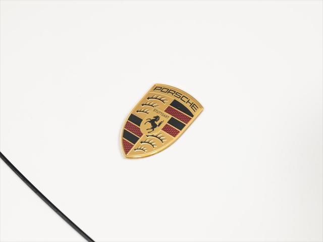 Photo of 2024 White Porsche Macan