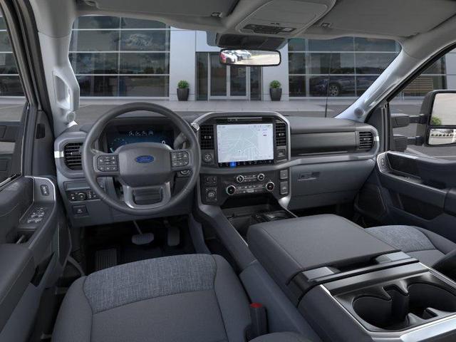 Photo of 2025 Oxford White Ford F-150