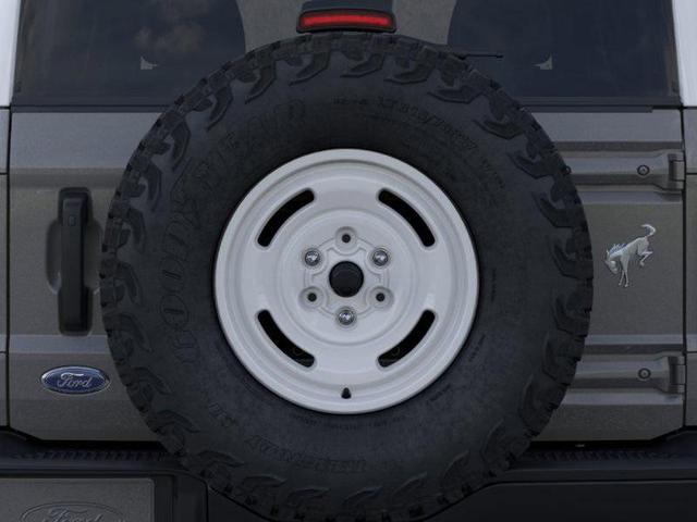 Photo of 2025 Gray Ford Bronco