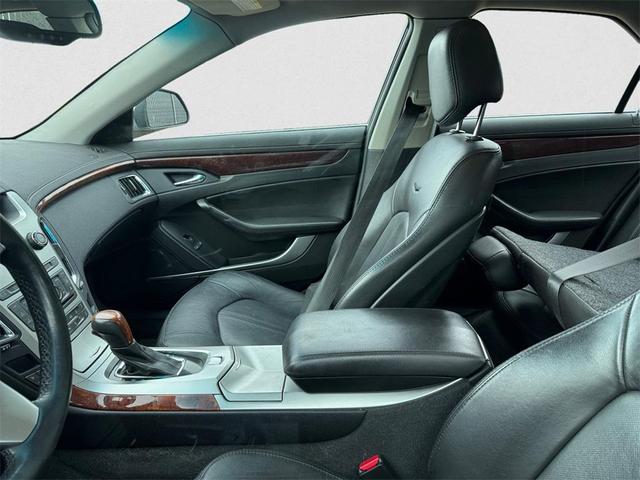 Photo of 2009 Thunder Gray ChromaFlair Cadillac CTS