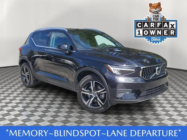 2025 Volvo XC40
