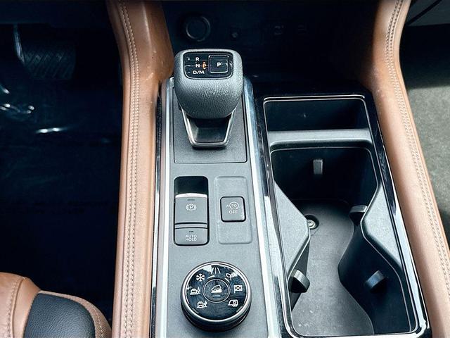 Photo of 2023 Black Nissan Pathfinder