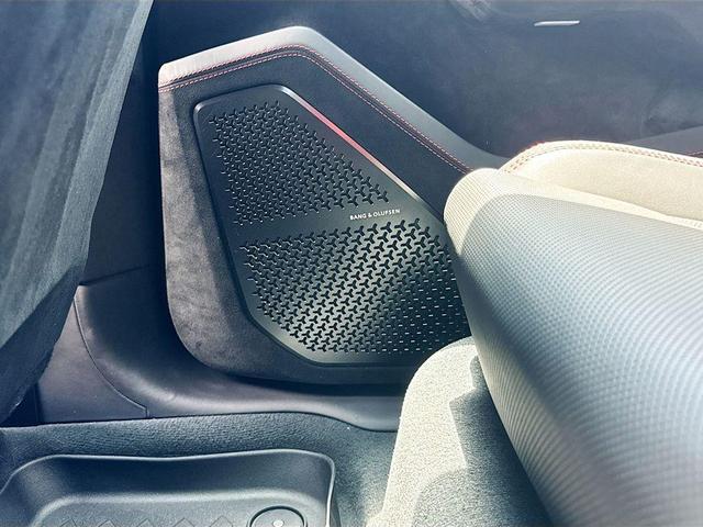 Photo of 2024 Gray Lamborghini Urus