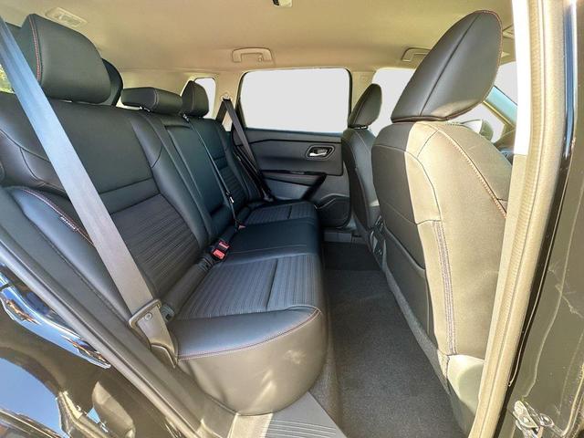 Photo of 2025 Black Nissan Rogue