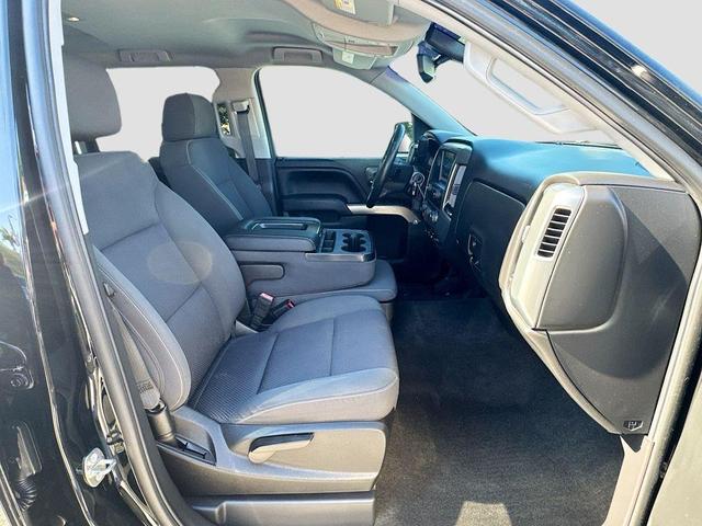 Photo of 2018 Black Chevrolet Silverado 1500