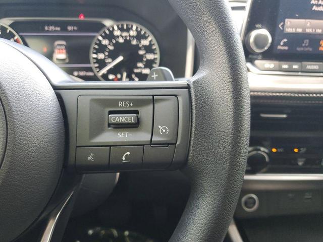 Photo of 2023 Gun Metallic Nissan Rogue