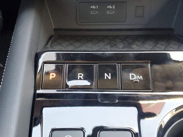 Photo of 2025 Black Nissan Murano