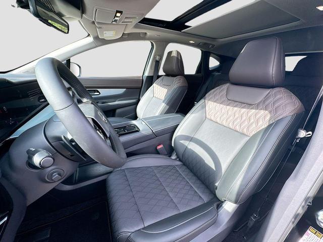 Photo of 2025 Black Nissan Murano