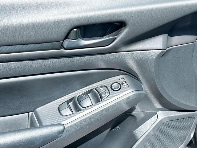 Photo of 2024 Gun Metallic Nissan Altima