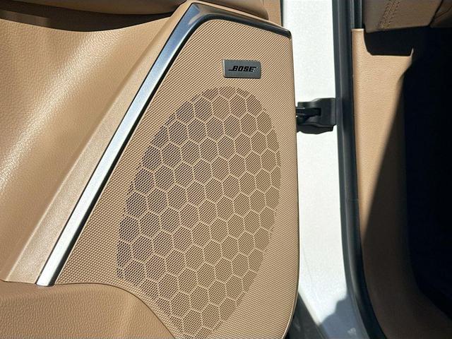 Photo of 2019 Crystal White Tri-Coat Cadillac Escalade ESV