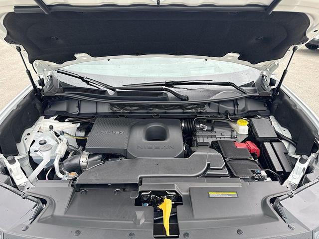Photo of 2025 Everest White P Nissan Murano