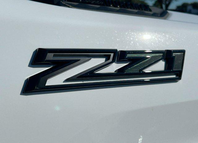 Photo of 2025 Summit White Chevrolet Silverado 2500