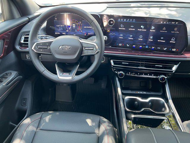 Photo of 2026 Polar White Tricoat Chevrolet Traverse