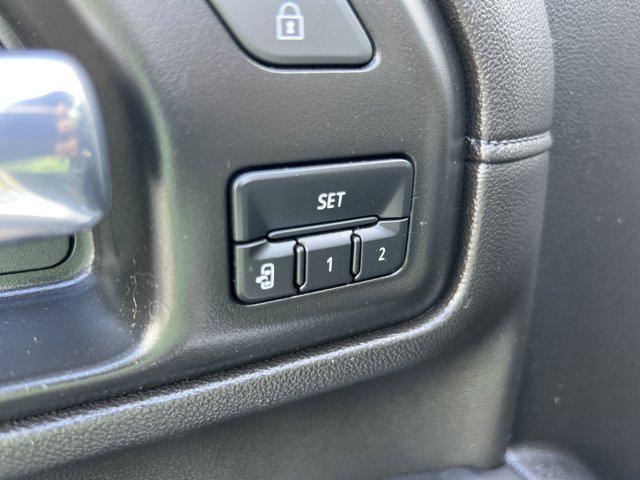 Photo of 2023 Silver Ice Metallic Chevrolet Silverado 3500