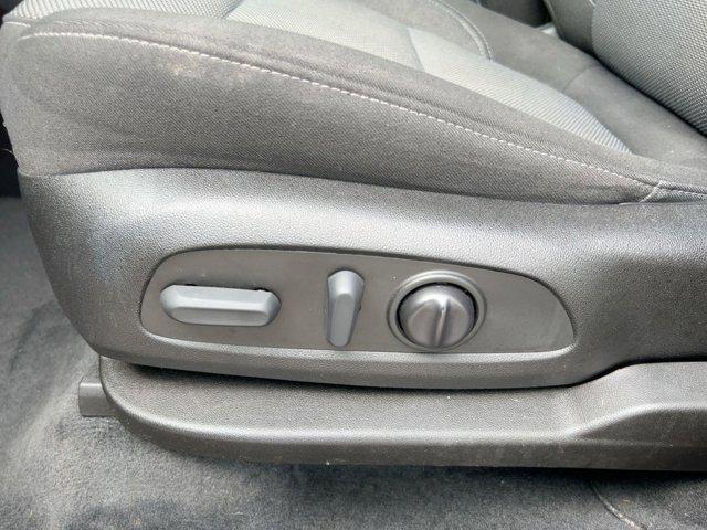 Photo of 2022 Mosaic Black Metallic Chevrolet Traverse