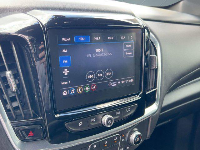 Photo of 2022 Mosaic Black Metallic Chevrolet Traverse