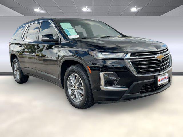 Photo of 2022 Mosaic Black Metallic Chevrolet Traverse