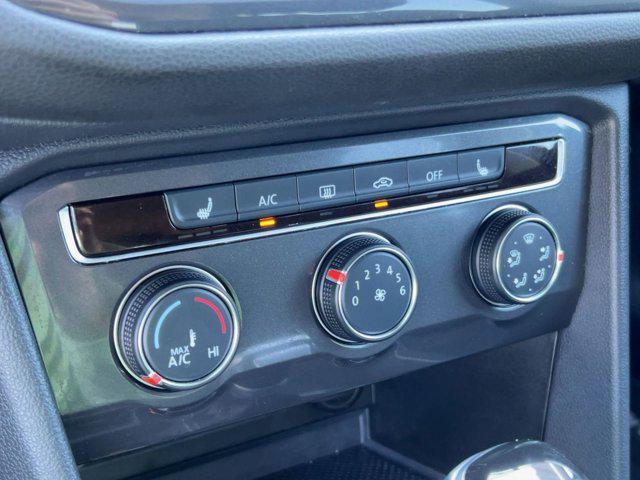 Photo of 2024 Platinum Gray Metallic Volkswagen Tiguan