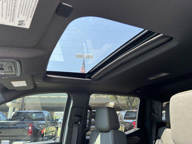 Photo of 2025 Summit White Chevrolet Silverado 1500