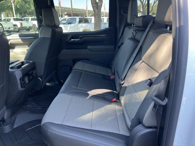 Photo of 2025 Summit White Chevrolet Silverado 1500
