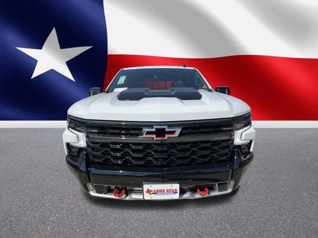 Photo of 2025 Summit White Chevrolet Silverado 1500