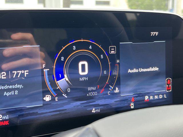 Photo of 2025 Summit White Chevrolet Traverse