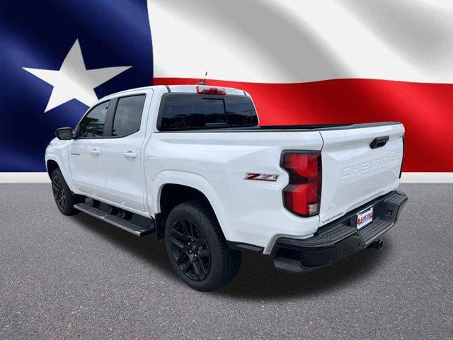 Photo of 2025 Summit White Chevrolet Colorado