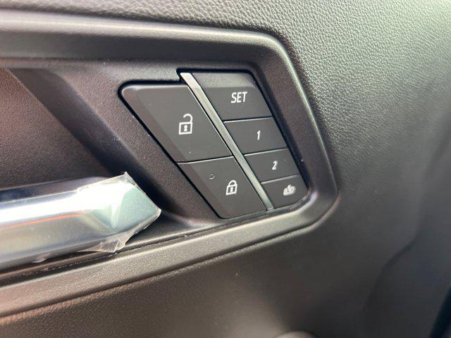 Photo of 2026 Black Chevrolet Colorado
