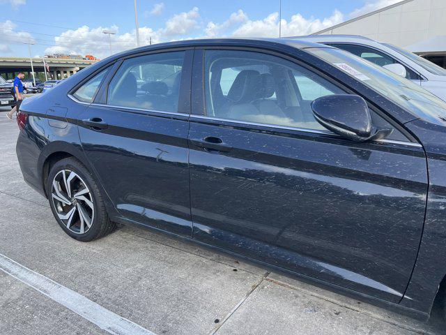 Photo of 2025 Deep Black Pearl Volkswagen Jetta