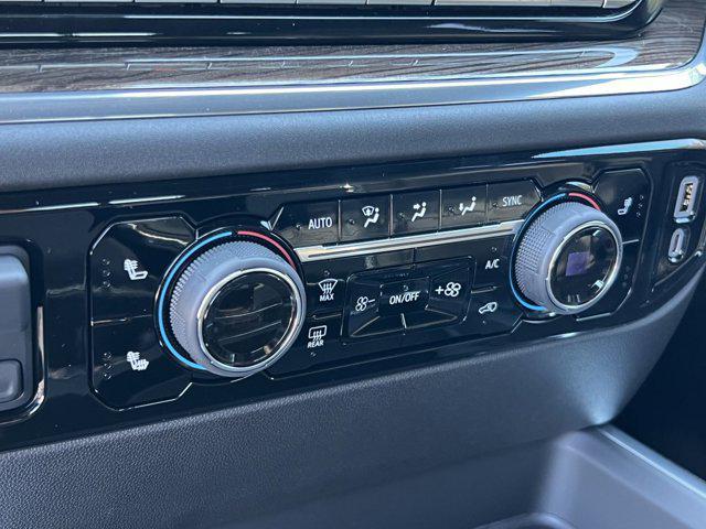 Photo of 2025 Summit White Chevrolet Silverado 2500